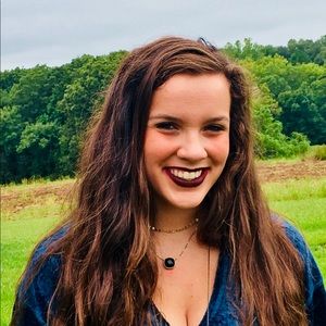 Meet your Posher, Georgia